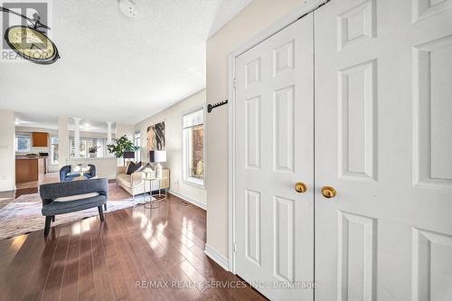 1492 Warbler Road, Oakville (West Oak Trails), ON - Indoor Photo Showing Other Room