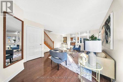 1492 Warbler Road, Oakville (West Oak Trails), ON - Indoor