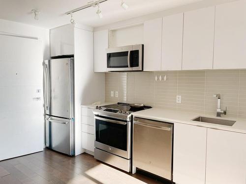 Cuisine - 1107-1190 Rue Mackay, Montréal (Ville-Marie), QC - Indoor Photo Showing Kitchen With Upgraded Kitchen