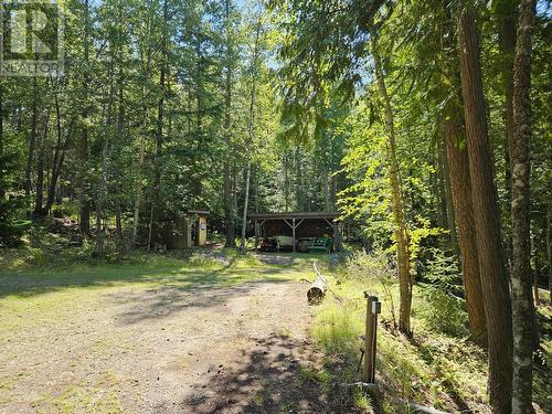 5851 6 Highway, Burton, BC - Outdoor