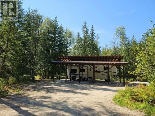 5851 6 Highway, Burton, BC - Outdoor