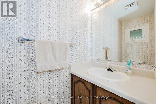 73 Moorehouse Drive, Toronto (Milliken), ON - Indoor Photo Showing Bathroom