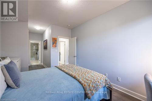 17 - 32 Arkell Road, Guelph, ON - Indoor Photo Showing Bedroom