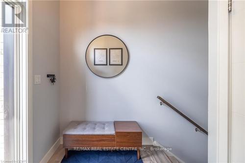 17 - 32 Arkell Road, Guelph, ON - Indoor Photo Showing Other Room