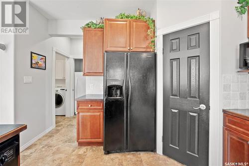 571 Maguire Lane, Saskatoon, SK - Indoor Photo Showing Laundry Room