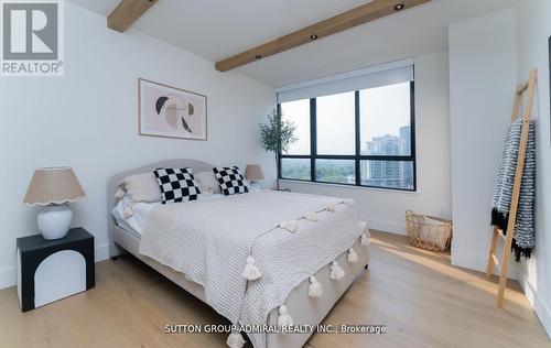 1908 - 5444 Yonge Street, Toronto, ON - Indoor Photo Showing Bedroom