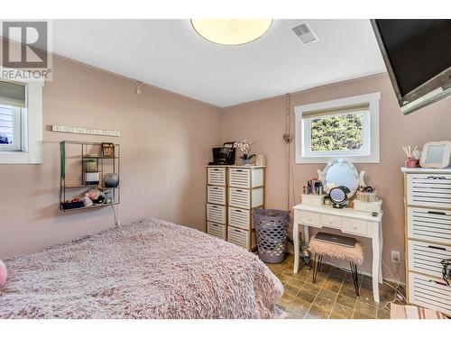 7127 Guelph Crescent, Prince George, BC - Indoor Photo Showing Bedroom