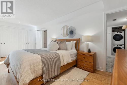 6 - 230 St. George Street, Toronto (Annex), ON - Indoor Photo Showing Bedroom