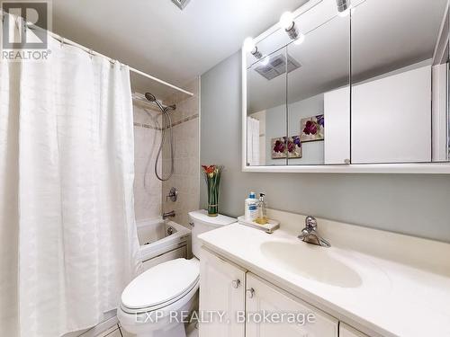 718 - 10 Dean Park Road, Toronto (Rouge), ON - Indoor Photo Showing Bathroom