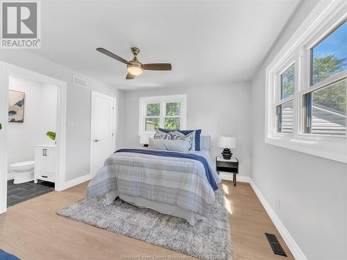 1974 Glendale, Windsor, ON - Indoor Photo Showing Bedroom