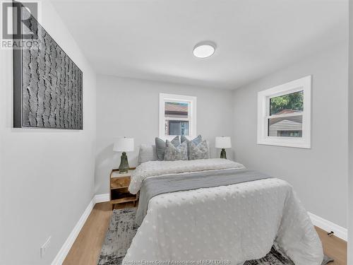 1974 Glendale, Windsor, ON - Indoor Photo Showing Bedroom