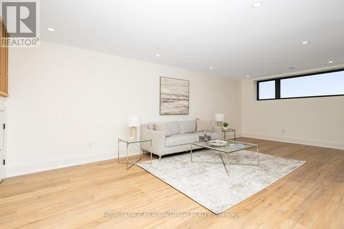 363 Albert Street, Guelph/Eramosa, ON - Indoor Photo Showing Living Room