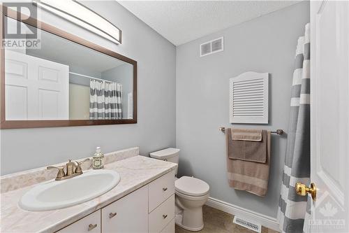 39 Seguinbourg Road, Casselman, ON - Indoor Photo Showing Bathroom