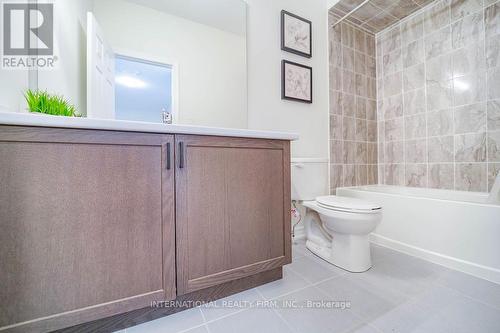 20 Hickling Lane, Ajax (Northwest Ajax), ON - Indoor Photo Showing Bathroom