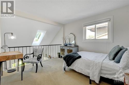 5 Sewell Way, Ottawa, ON - Indoor Photo Showing Bedroom