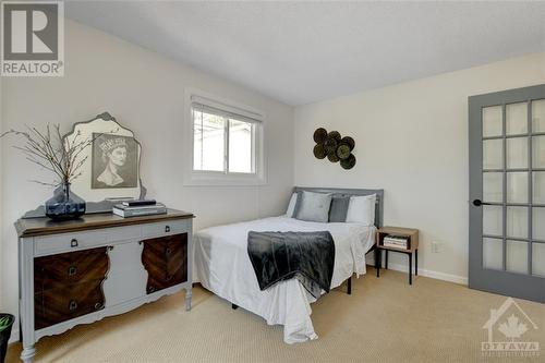 5 Sewell Way, Ottawa, ON - Indoor Photo Showing Bedroom