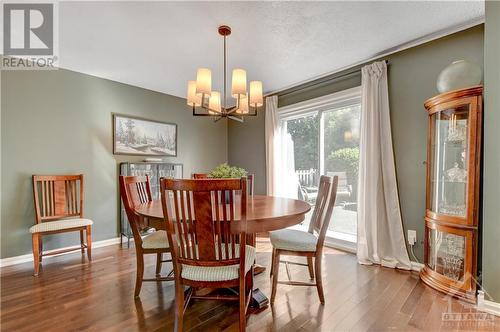 5 Sewell Way, Ottawa, ON - Indoor Photo Showing Dining Room