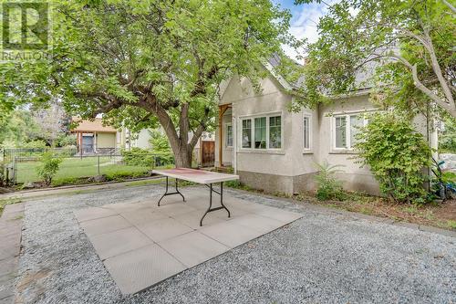 980 Coronation Avenue, Kelowna, BC - Outdoor