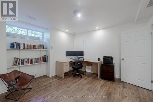 30 - 250 North Centre Road, London, ON - Indoor Photo Showing Other Room