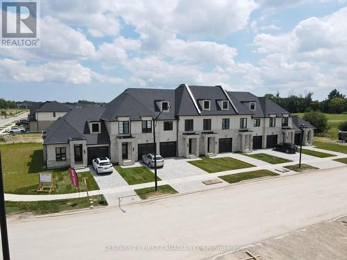 6708 Hayward Drive, London, ON - Outdoor With Facade