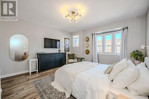 416 - 895 Maple Avenue, Burlington (Brant), ON - Indoor Photo Showing Bedroom