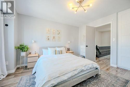 416 - 895 Maple Avenue, Burlington, ON - Indoor Photo Showing Bedroom