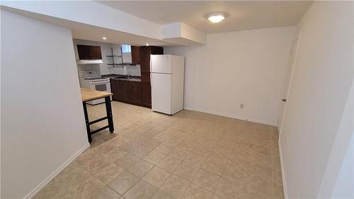 20 Queensdale Avenue W|Unit #Bsmt, Hamilton, ON - Indoor Photo Showing Kitchen