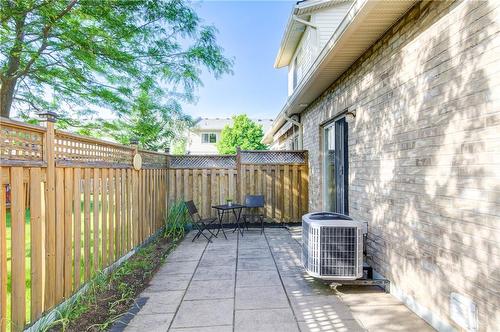 99 Oakhampton Trail, Hamilton, ON 