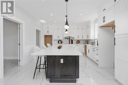 3085 Betts Avenue, Windsor, ON - Indoor Photo Showing Kitchen With Upgraded Kitchen