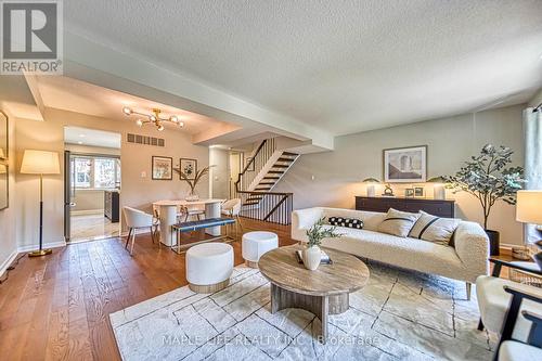 83 Flaming Rose Way, Toronto (Willowdale East), ON - Indoor Photo Showing Living Room