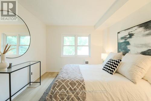 303 - 61 Main Street, Toronto (East End-Danforth), ON - Indoor Photo Showing Bedroom