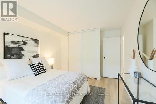 303 - 61 Main Street, Toronto (East End-Danforth), ON - Indoor Photo Showing Bedroom