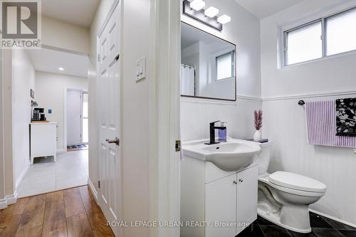 21 White Abbey Park, Toronto (Wexford-Maryvale), ON - Indoor Photo Showing Bathroom