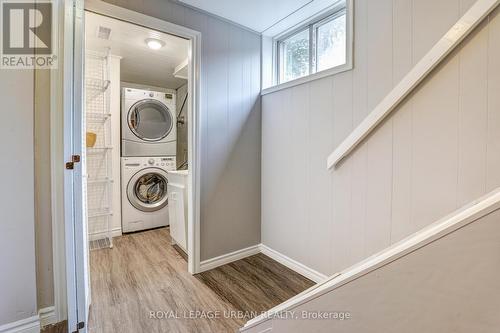 21 White Abbey Park, Toronto (Wexford-Maryvale), ON - Indoor Photo Showing Laundry Room