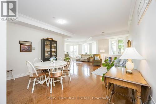 401 - 200 Collier Street, Barrie (Codrington), ON - Indoor Photo Showing Dining Room