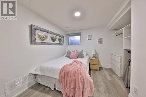 398 Winston Churchill Boulevard, Oakville, ON - Indoor Photo Showing Bedroom