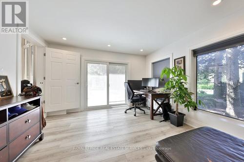 398 Winston Churchill Boulevard, Oakville, ON - Indoor