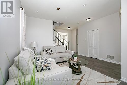 482 Van Kirk Drive, Brampton (Northwest Sandalwood Parkway), ON - Indoor Photo Showing Living Room