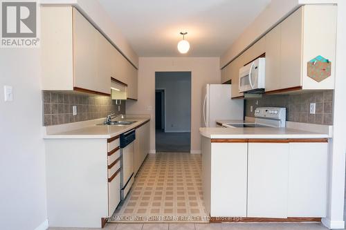 116 - 54 Tripp Boulevard, Quinte West, ON - Indoor Photo Showing Kitchen