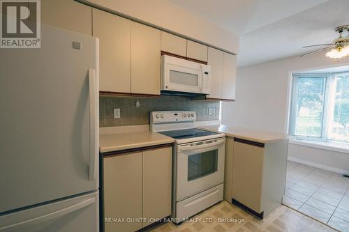 116 - 54 Tripp Boulevard, Quinte West, ON - Indoor Photo Showing Kitchen