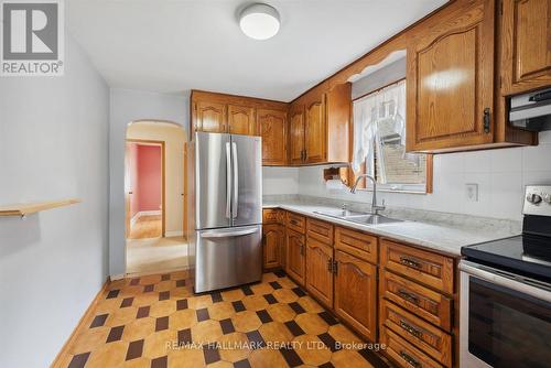 38 Westview Boulevard, Toronto (O'Connor-Parkview), ON - Indoor Photo Showing Kitchen With Double Sink