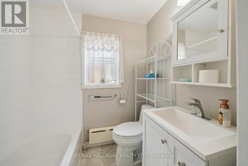 38 Westview Boulevard, Toronto (O'Connor-Parkview), ON - Indoor Photo Showing Bathroom