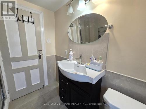 241 Annis Street S, Oshawa, ON - Indoor Photo Showing Bathroom