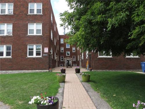 1544 King Street E|Unit #402, Hamilton, ON - Outdoor