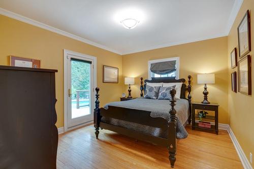 676 King Road, Burlington, ON - Indoor Photo Showing Bedroom