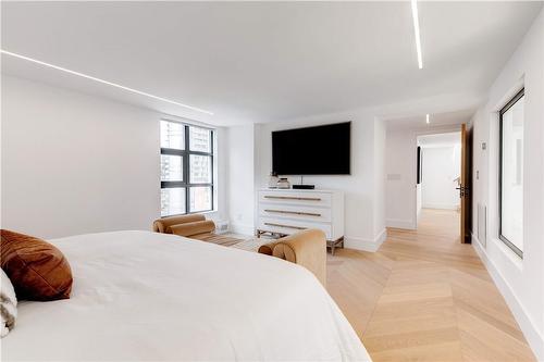 20 Niagara Street|Unit #Ph1, Toronto, ON - Indoor Photo Showing Bedroom