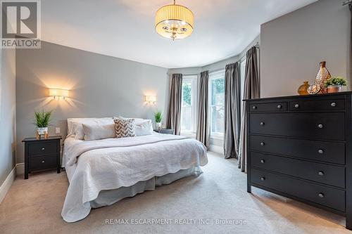 127 Fairleigh Avenue S, Hamilton (St. Clair), ON - Indoor Photo Showing Bedroom