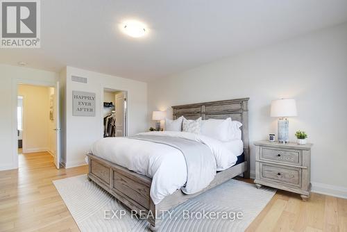 921 Nathalie Court, Kitchener, ON - Indoor Photo Showing Bedroom