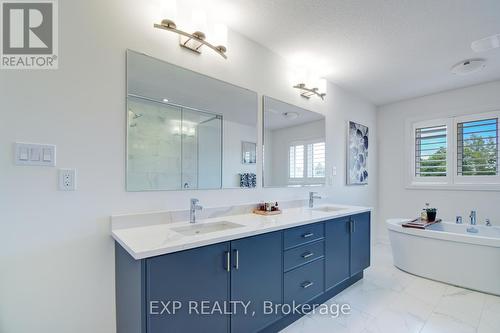 921 Nathalie Court, Kitchener, ON - Indoor Photo Showing Bathroom