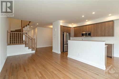 60 Heirloom Street, Ottawa, ON - Indoor Photo Showing Kitchen